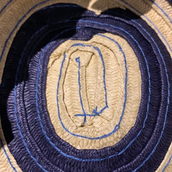 💥2/$30 VEUC Gymboree Girl’s Woven Striped Blue & Beige Sun hat - size M - Picture 10 of 11